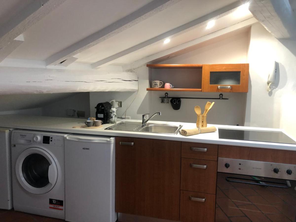 Il Tetto Fiorito Dell'Isola Appartement Milaan Buitenkant foto